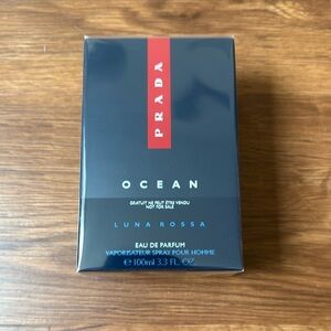 Prada Ocean Eau de Parfum - Black and Red